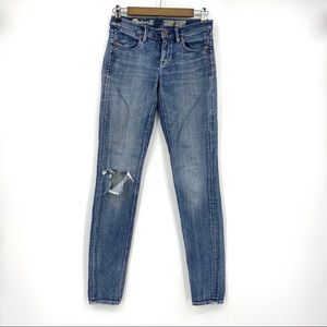 Madewell Skinny Skinny Distressed Jeans 24